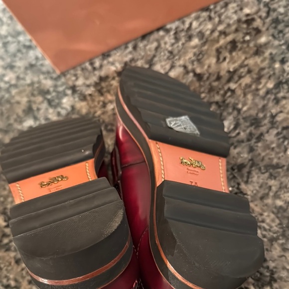 Coach Women’s Burgundy leather Loafers NWOT 7.5 - Picture 8 of 15